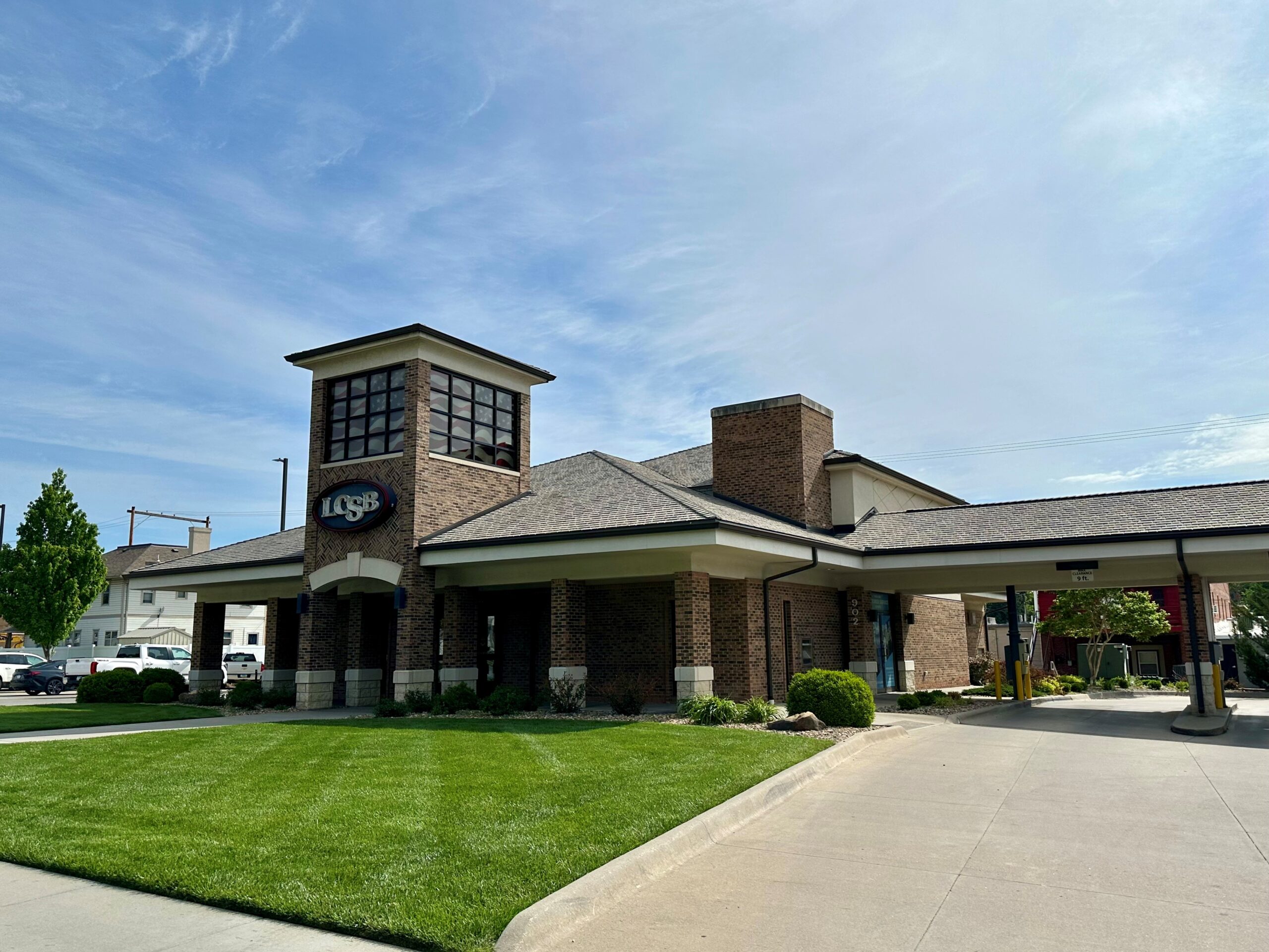 Lyon County State Bank main bank at 902 Merchant Street, Emporia